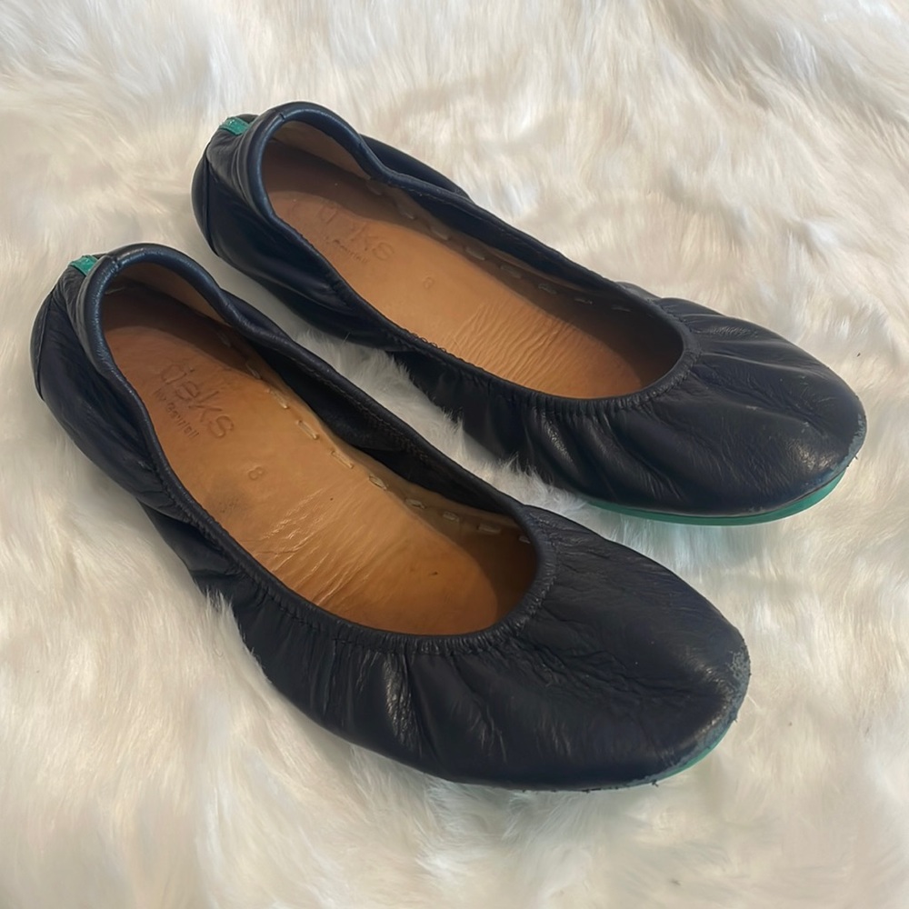 Pair of Navy Blue Tieks, size 8